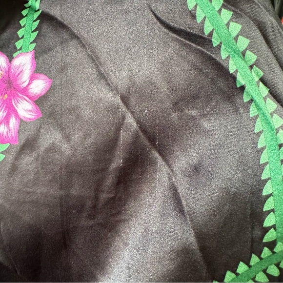 Tucker The Stella Top | Art Nouveau Floral silk blouse size XL - Picture 12 of 13